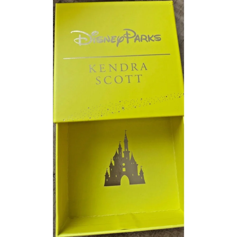 2026 Disney Parks Kendra Scott Mickey Mouse Ghost Necklace NEW Box